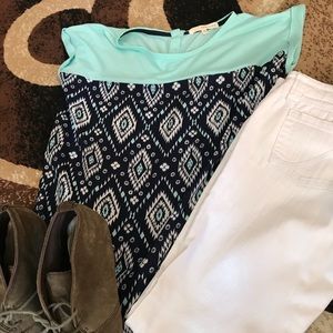 Adorable mint and print Top
